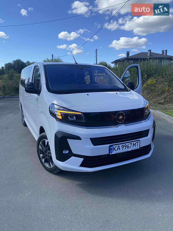 Минивэн Opel Zafira Life 2024 в Киеве фото 2 Минивэн Opel Zafira Life 2024 в Киеве
