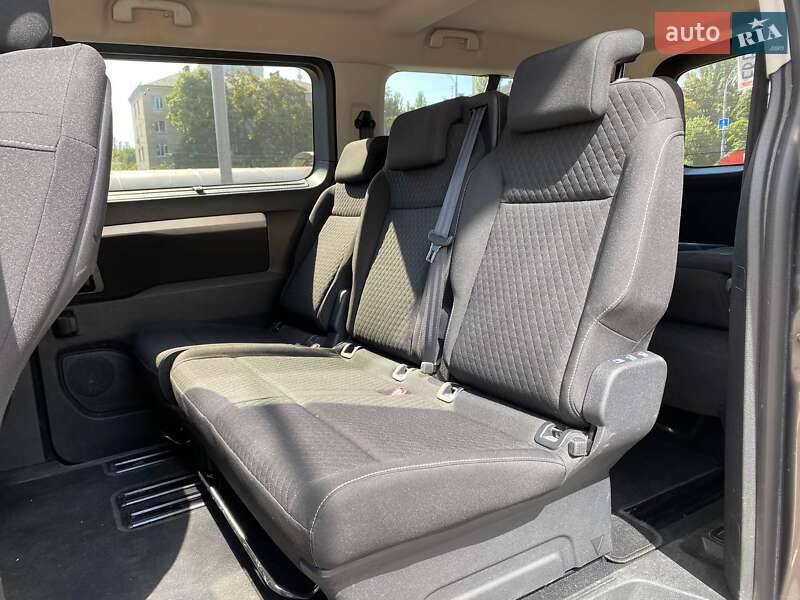 Минивэн Opel Zafira Life 2020 в Киеве