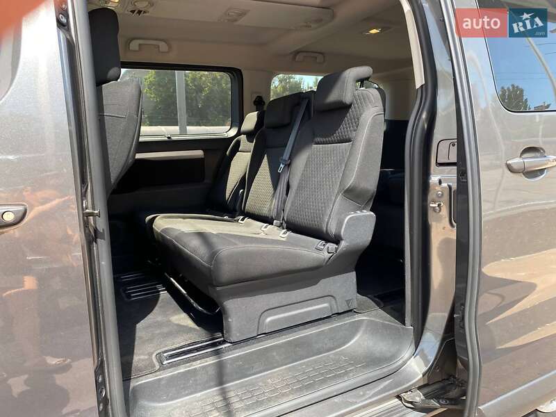 Минивэн Opel Zafira Life 2020 в Киеве фото 19 Минивэн Opel Zafira Life 2020 в Киеве