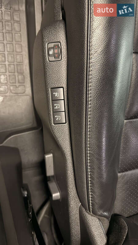 Мінівен Opel Zafira Life 2022 в Львові