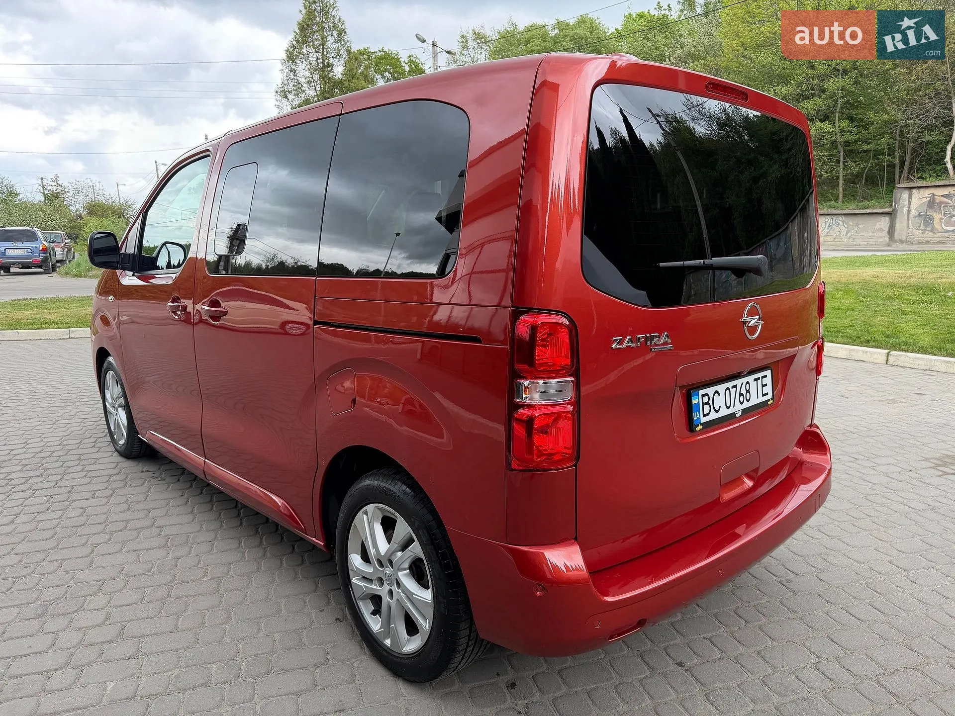 Opel Zafira Life 2021 VIN VXEVEEHTMMZ024410 фото оголошення 10 з 42