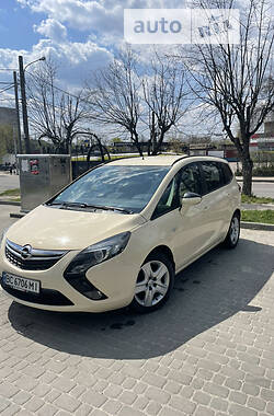 Минивэн Opel Zafira Tourer 2015 в 