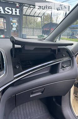 Минивэн Opel Zafira Tourer 2015 в 