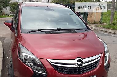 Мінівен Opel Zafira Tourer 2014 в Дрогобичі