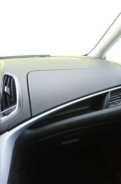 Минивэн Opel Zafira Tourer 2012 в 