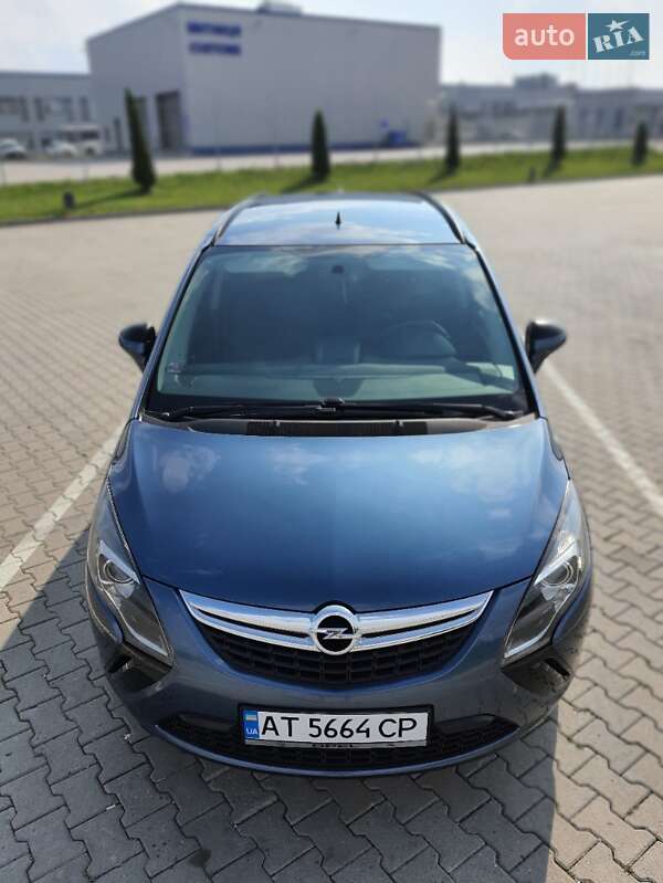 Минивэн Opel Zafira Tourer 2013 в Коломые