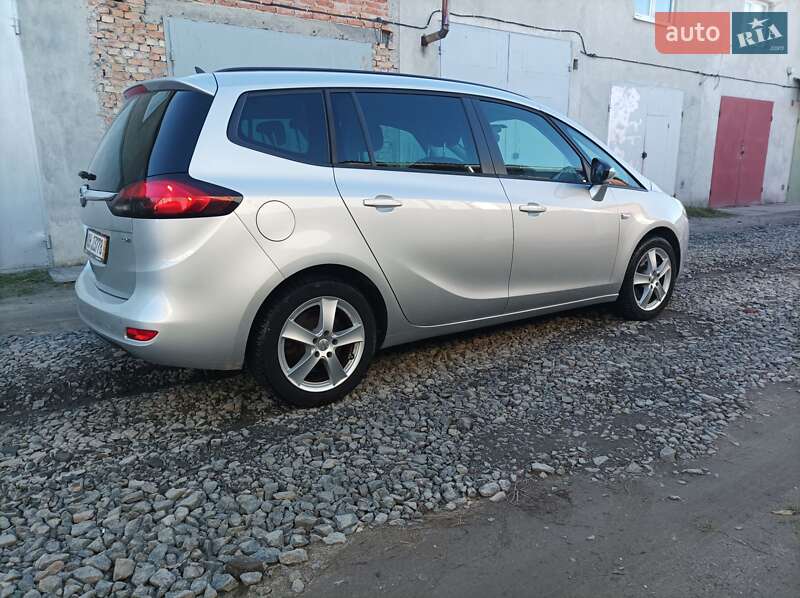 Мінівен Opel Zafira Tourer 2015 в Бродах