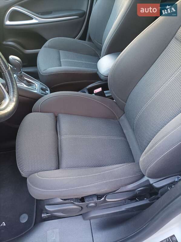 Мінівен Opel Zafira Tourer 2015 в Бродах