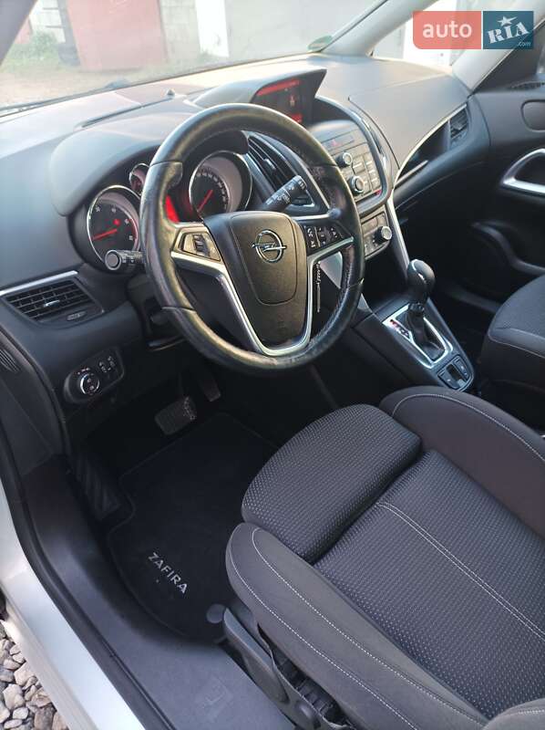 Мінівен Opel Zafira Tourer 2015 в Бродах