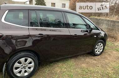 Мінівен Opel Zafira Tourer 2014 в Івано-Франківську