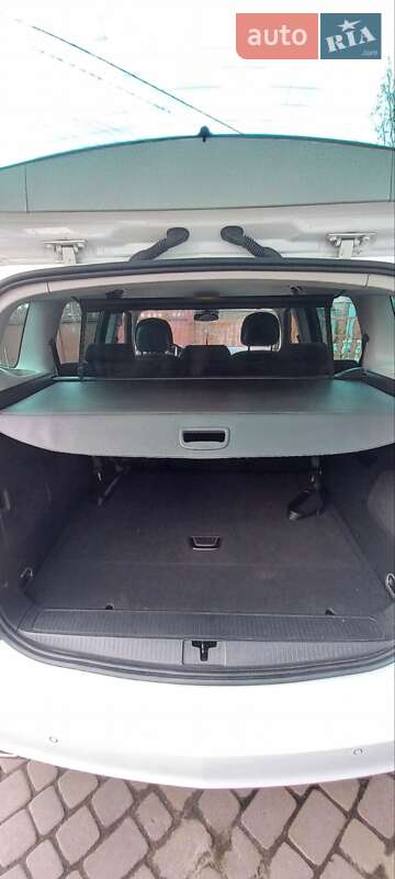 Минивэн Opel Zafira Tourer 2016 в Малине