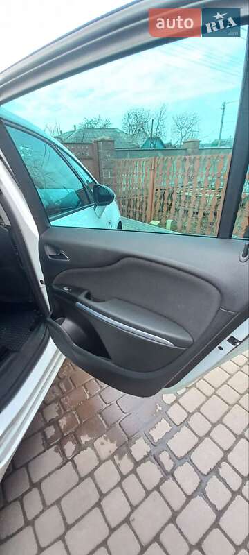 Минивэн Opel Zafira Tourer 2016 в Малине