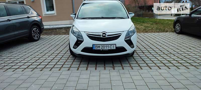 Мінівен Opel Zafira Tourer 2014 в Ромнах