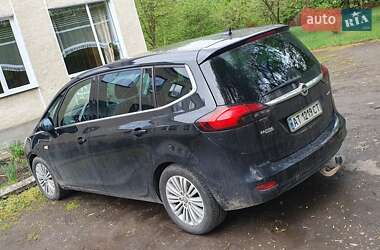 Минивэн Opel Zafira Tourer 2013 в 