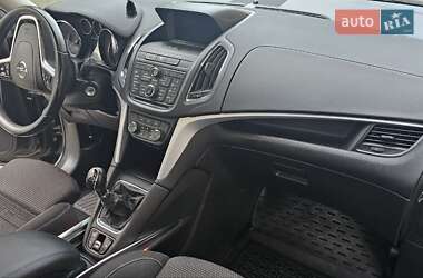 Минивэн Opel Zafira Tourer 2013 в 