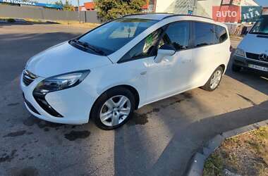 Минивэн Opel Zafira Tourer 2015 в 