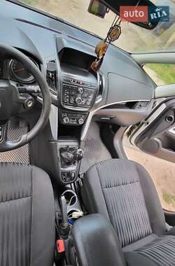 Минивэн Opel Zafira Tourer 2015 в 