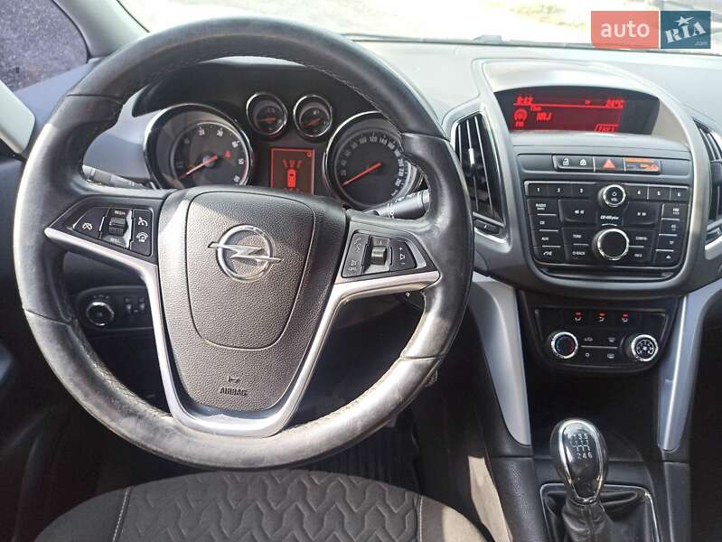 Минивэн Opel Zafira Tourer 2013 в Полтаве