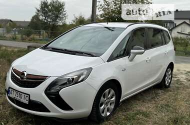 Минивэн Opel Zafira Tourer 2013 в Ивано-Франковске