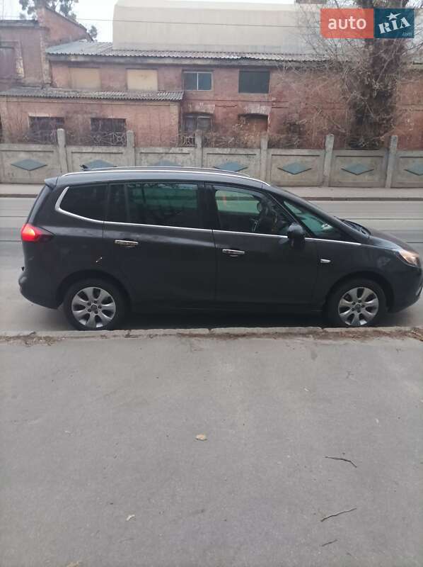Мінівен Opel Zafira Tourer 2014 в Харкові
