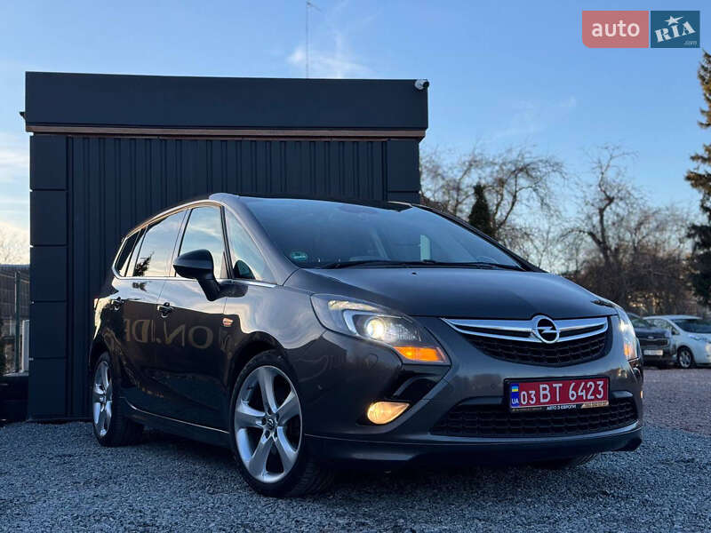 Мінівен Opel Zafira Tourer 2012 в Дрогобичі