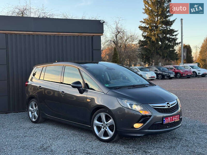 Мінівен Opel Zafira Tourer 2012 в Дрогобичі