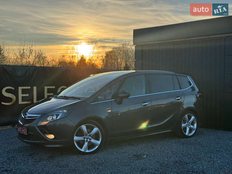Мінівен Opel Zafira Tourer 2012 в Дрогобичі