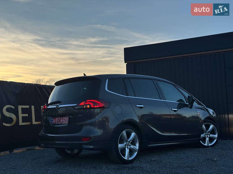 Мінівен Opel Zafira Tourer 2012 в Дрогобичі