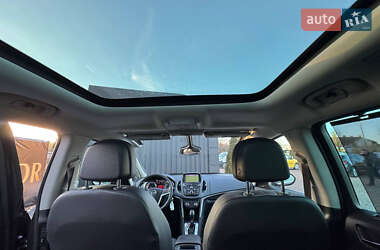 Минивэн Opel Zafira Tourer 2012 в 