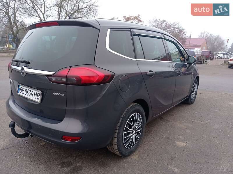 Мінівен Opel Zafira Tourer 2014 в Миколаєві