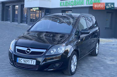 Минивэн Opel Zafira Tourer 2013 в 