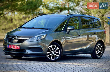 Мінівен Opel Zafira Tourer 2018 в Трускавці