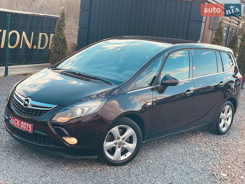 Мінівен Opel Zafira Tourer 2013 в Дрогобичі
