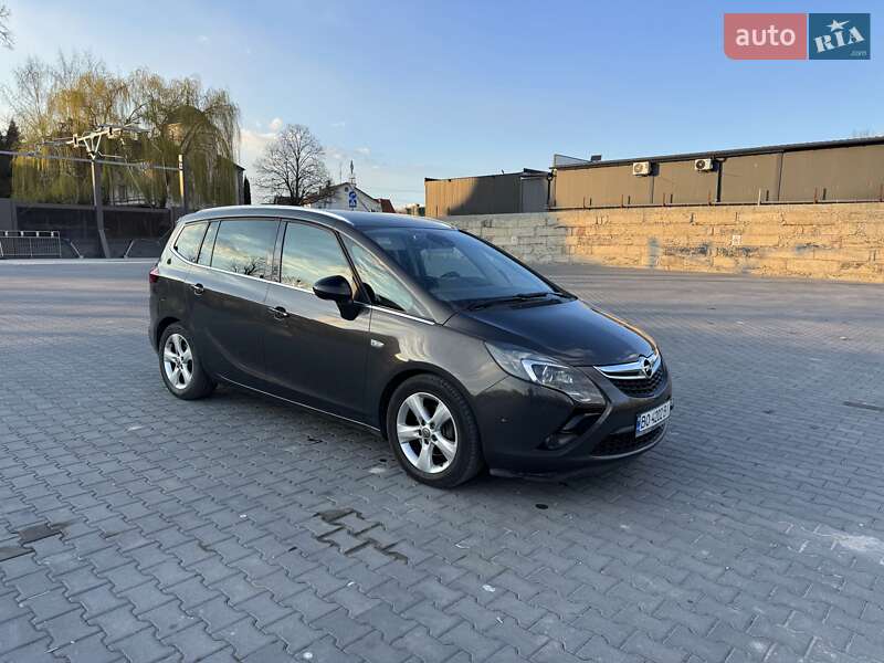 Мінівен Opel Zafira Tourer 2012 в 