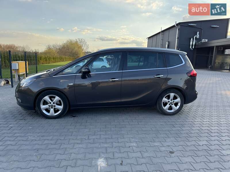 Мінівен Opel Zafira Tourer 2012 в Зборові