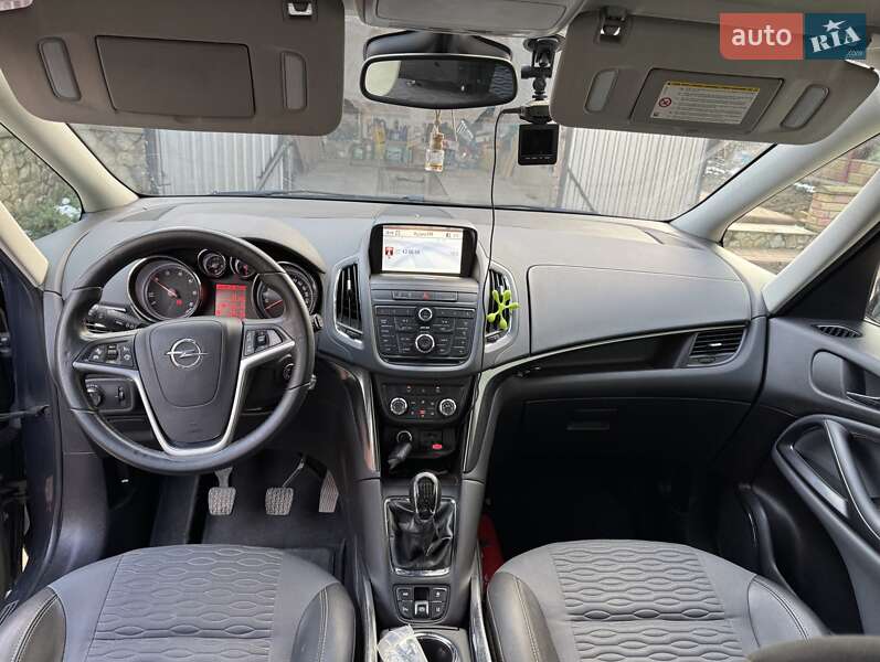 Мінівен Opel Zafira Tourer 2012 в Зборові