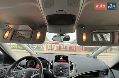 Мінівен Opel Zafira Tourer 2015 в 