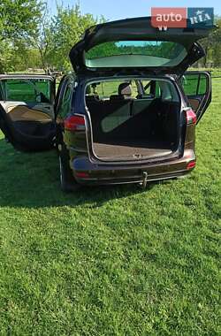Мінівен Opel Zafira Tourer 2013 в 