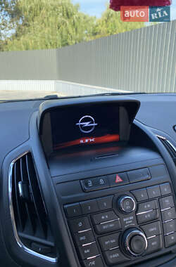 Минивэн Opel Zafira Tourer 2014 в 