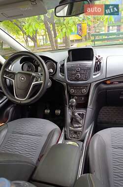 Мінівен Opel Zafira Tourer 2014 в 