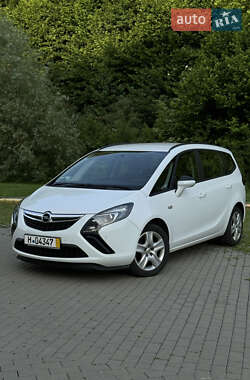 Мінівен Opel Zafira Tourer 2013 в Сваляві