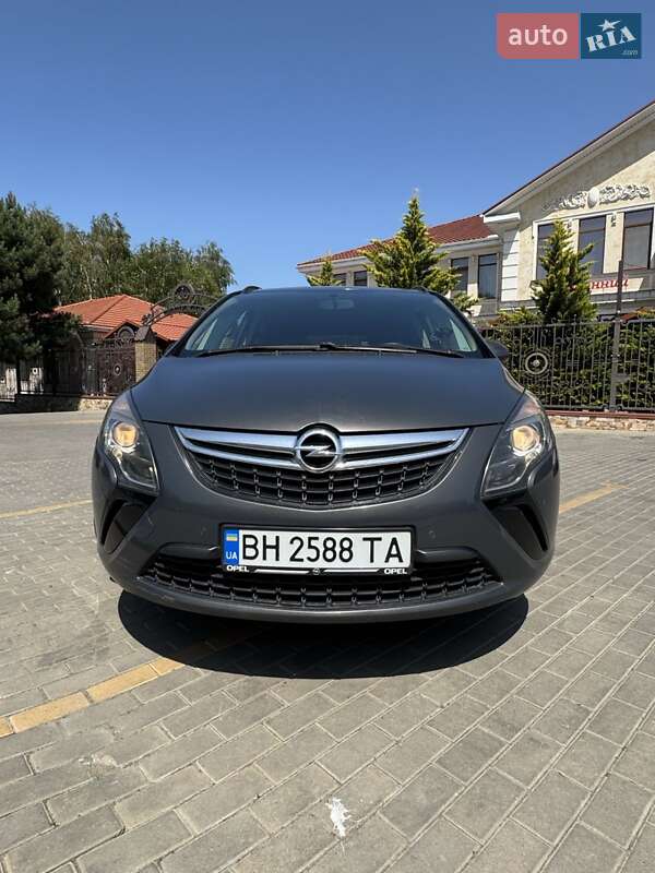 Мінівен Opel Zafira Tourer 2013 в Одесі фото 21 Мінівен Opel Zafira Tourer 2013 в Одесі