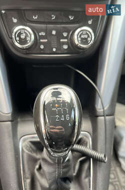 Минивэн Opel Zafira Tourer 2012 в 