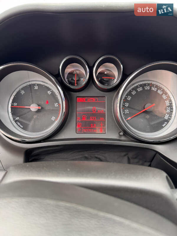 Мінівен Opel Zafira Tourer 2013 в Чернігові