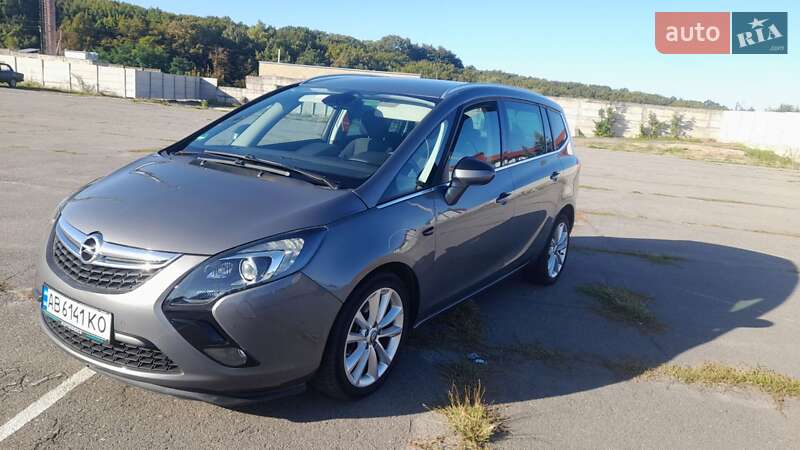 Минивэн Opel Zafira Tourer 2015 в Виннице