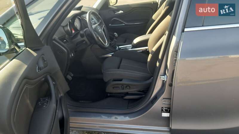 Минивэн Opel Zafira Tourer 2015 в Виннице