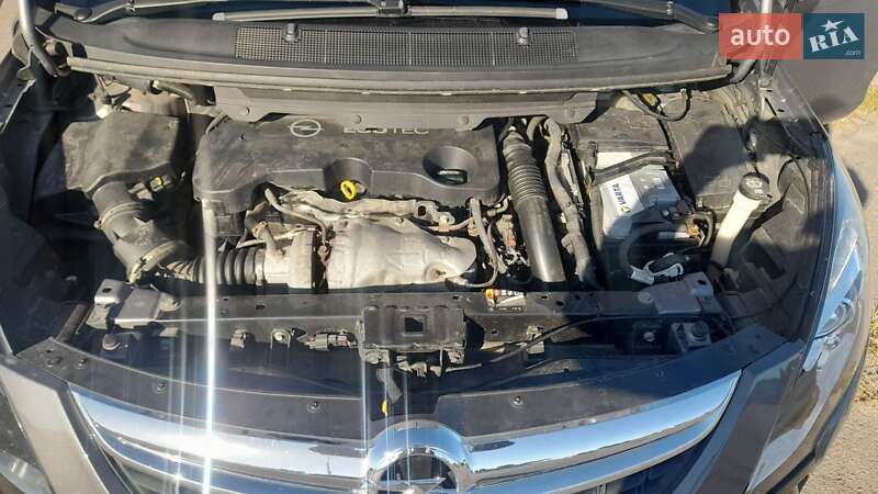Минивэн Opel Zafira Tourer 2015 в Виннице