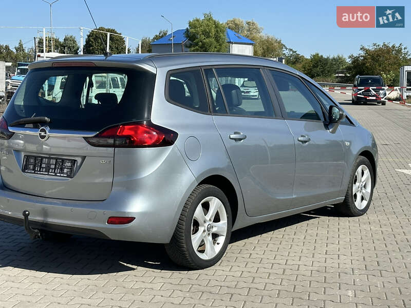 Мінівен Opel Zafira Tourer 2012 в Нововолинську