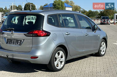 Минивэн Opel Zafira Tourer 2012 в 