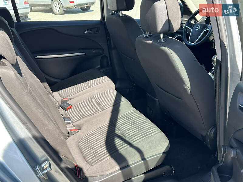 Мінівен Opel Zafira Tourer 2012 в Нововолинську